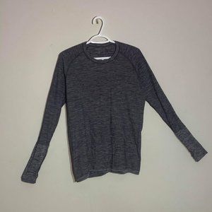 XL Lululemon Grey Active Long Sleeve Shirt